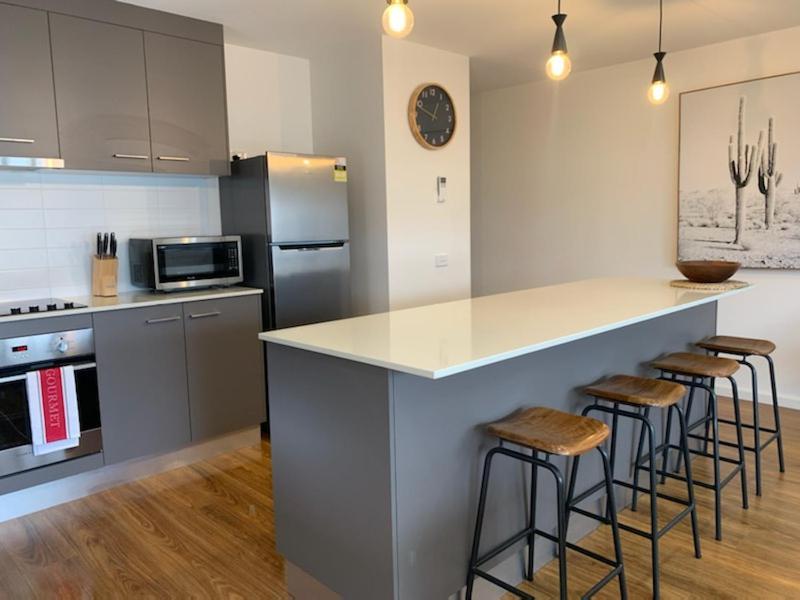 Captains Cove Ground Floor Luxury Apartments Пейнсвілл Екстер'єр фото